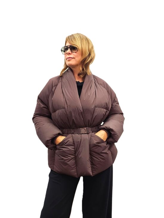 Īsa dūnu virsjaka ar jostu/ chocolate